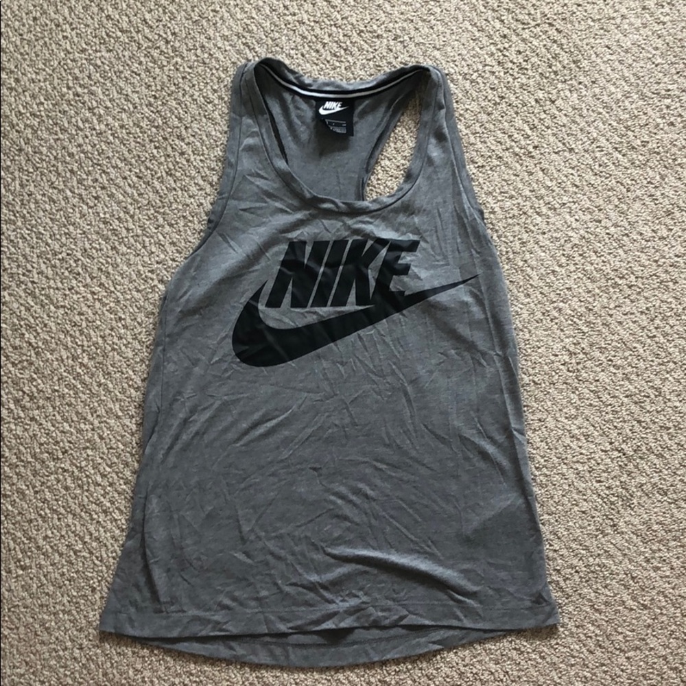 Nike tank